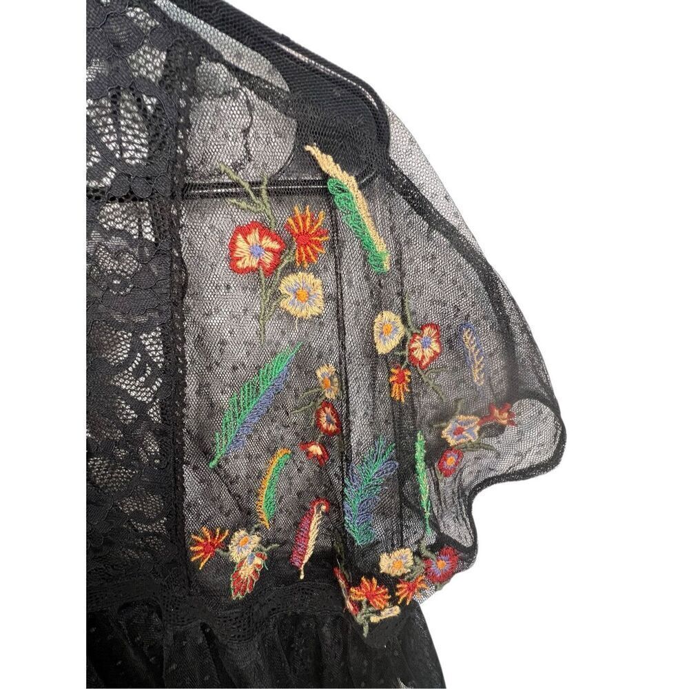 NWT ZARA Floral Embroidered Lace Sheer Short Sleeve Blouse - Picture 2 of 5
